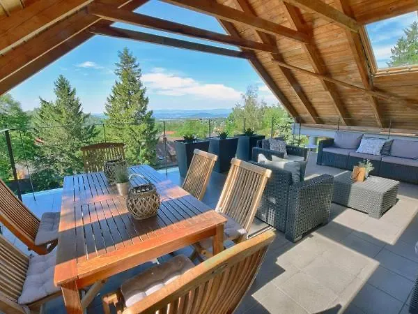 Skala شقة كارباش